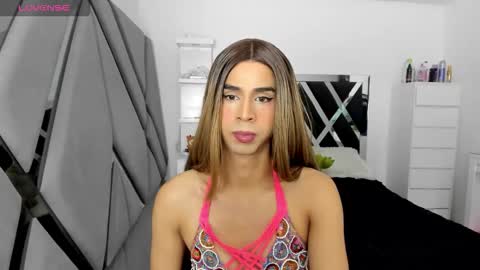 Snapshot of ariadna_dudamel chatting on 11.24.25 ariadna_dudamel online show from 11.24.25