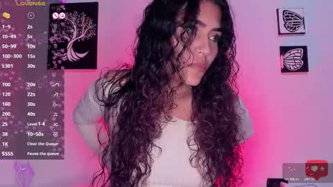 Ari online show from 11.26.25