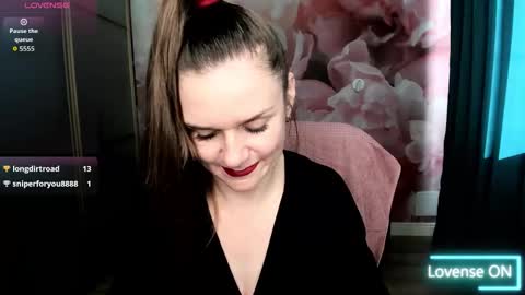 AriaGray online show from 11.02.25