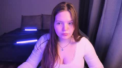 Snapshot of arialane_ chatting on 09.25.25 Aria online show from 09.25.25