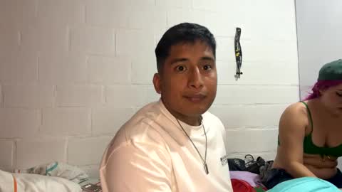 Snapshot of ariana252525 chatting on 12.19.24 Ari y Will online show from 12.19.24