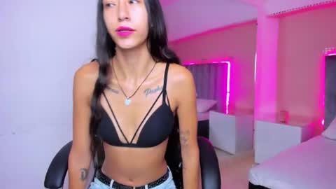 ariana_cri_x online show from 07.10.26
