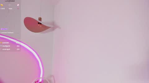 Ariana online show from 12.27.24