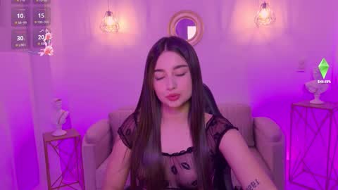 Snapshot of ariana_monroe01 chatting on 01.07.26 Ariana online show from 01.07.26