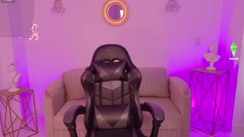 Snapshot of ariana_monroe01 chatting on 01.11.26 Ariana online show from 01.11.26