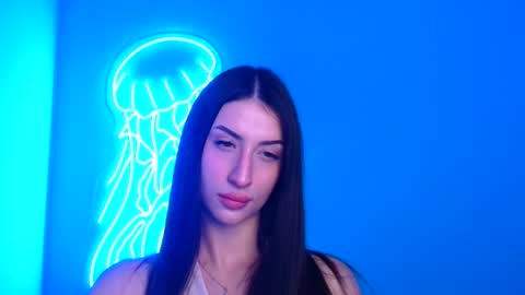 Snapshot of ariana_muur chatting on 09.16.25 Ariana online show from 09.16.25