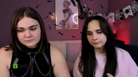 ariana_ross7 online show from 10.28.25