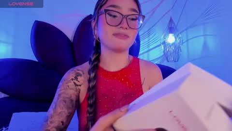 Ari online show from 02.01.25