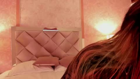 Ari online show from 09.19.25