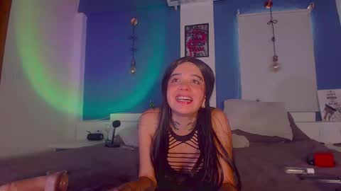 ariana_whitee online show from 09.20.25