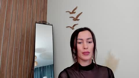 Snapshot of ariananicolaw chatting on 01.10.25 Anastasia online show from 01.10.25
