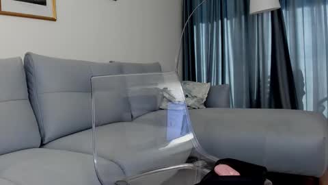 Snapshot of ariananicolaw chatting on 01.19.25 Anastasia online show from 01.19.25
