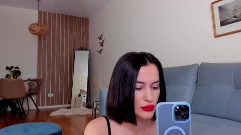 Snapshot of ariananicolaw chatting on 02.28.25 Anastasia online show from 02.28.25