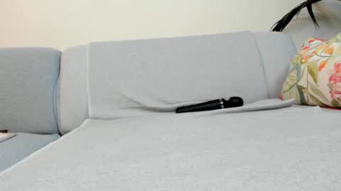 Ariana  Steven online show from 01.15.25