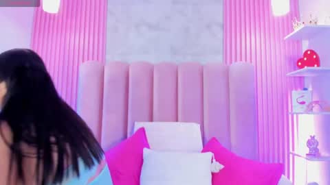 ArianaRougee online show from 06.17.26