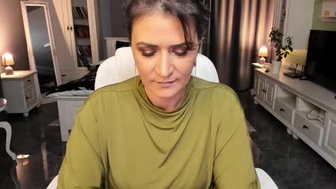 Ana online show from 10.24.25