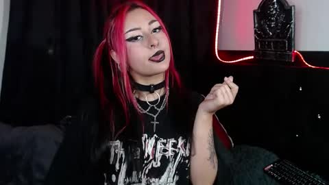 Snapshot of arianauwu666 chatting on 02.05.25 help me 100 hands up my OF is Free online show from 02.05.25