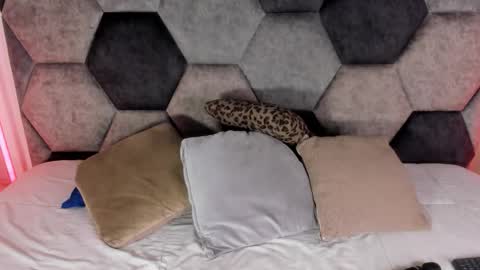    online show from 01.13.26