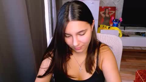 Snapshot of arianna_grend chatting on 10.05.25 Arianna online show from 10.05.25