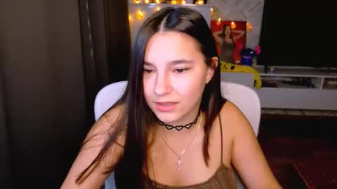 Snapshot of arianna_grend chatting on 10.09.25 Arianna online show from 10.09.25