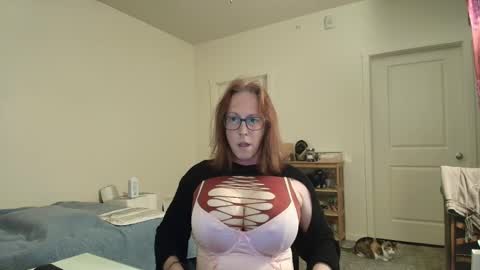 Snapshot of arianna_sinz chatting on 11.11.25 Arianna Sinz online show from 11.11.25