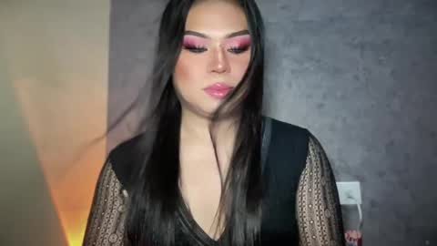 LOVELY online show from 01.09.25