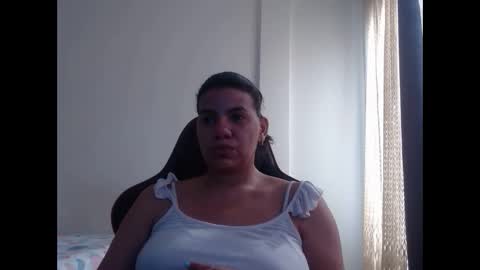 ariannaloovel online show from 01.14.25