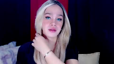 Snapshot of arianne_xoxo777 chatting on 12.02.24 ARIANNE CUMS online show from 12.02.24