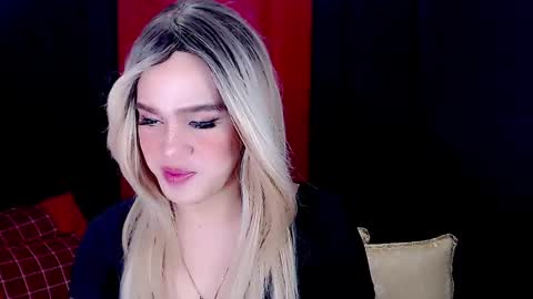 Snapshot of arianne_xoxo777 chatting on 12.10.24 ARIANNE CUMS online show from 12.10.24