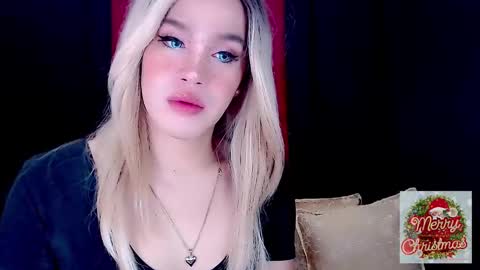 Snapshot of arianne_xoxo777 chatting on 12.26.24 ARIANNE CUMS online show from 12.26.24