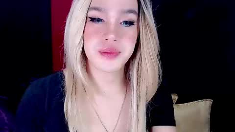 Snapshot of arianne_xoxo777 chatting on 01.09.25 ARIANNE CUMS online show from 01.09.25