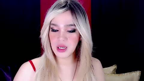 Snapshot of arianne_xoxo777 chatting on 01.10.25 ARIANNE CUMS online show from 01.10.25