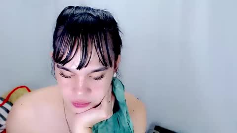 Snapshot of arianne_xoxo777 chatting on 10.03.25 ARIANNE CUMS online show from 10.03.25