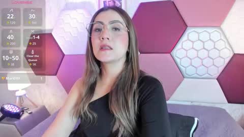 Snapshot of ariarous chatting on 03.13.26 aria online show from 03.13.26