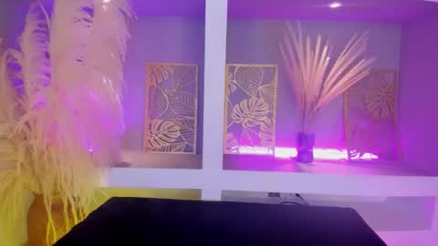 ariarusso_ online show from 02.01.26