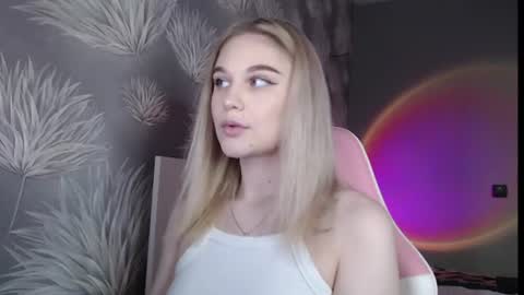 ariavelvets online show from 06.10.26