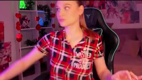 Aria online show from 12.14.25