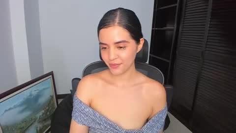 Ariel Pink Diamond online show from 11.02.25