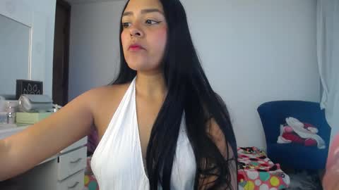 Snapshot of ariel_princess02 chatting on 09.30.25 daniella online show from 09.30.25