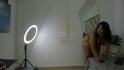 arielasm online show from 11.29.25