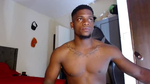 Snapshot of arielbronwxxx chatting on 02.02.25 chris online show from 02.02.25
