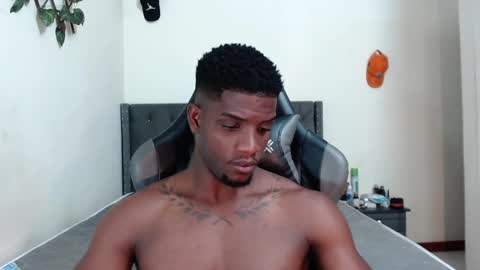 Snapshot of arielbronwxxx chatting on 02.21.25 chris online show from 02.21.25