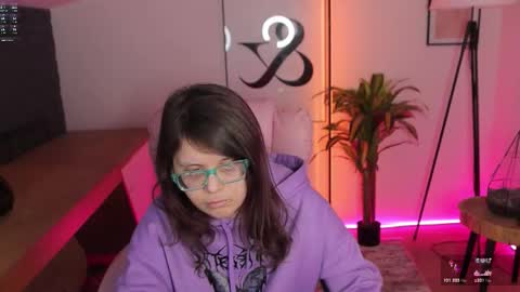 Snapshot of ariell_mini chatting on 02.26.26 Ariell Mini online show from 02.26.26