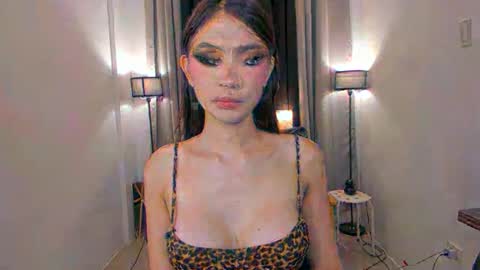 Snapshot of ariellaarida69 chatting on 04.26.26 MIRA GREYSON online show from 04.26.26