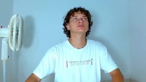 Ariel Aoir online show from 03.28.26