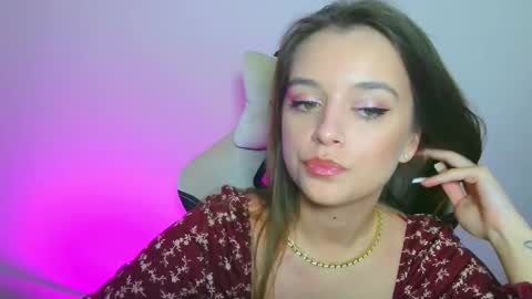 Snapshot of arielsandres chatting on 10.01.25 Ariel online show from 10.01.25