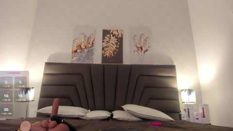 Ariel  online show from 12.21.24