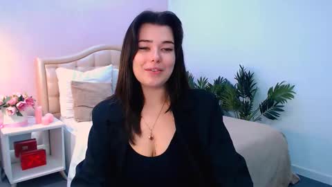 Ari online show from 12.02.25