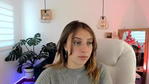 Snapshot of arii_1010_ chatting on 12.29.24 Ari online show from 12.29.24