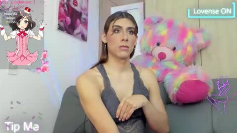 Snapshot of arii_scorpion chatting on 11.18.25 Ariana Forero ---- independet model online show from 11.18.25